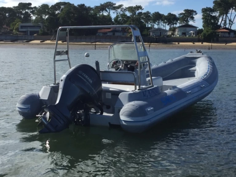 Bootverhuur Piraillan goedkoop Sacs S 750 Madras