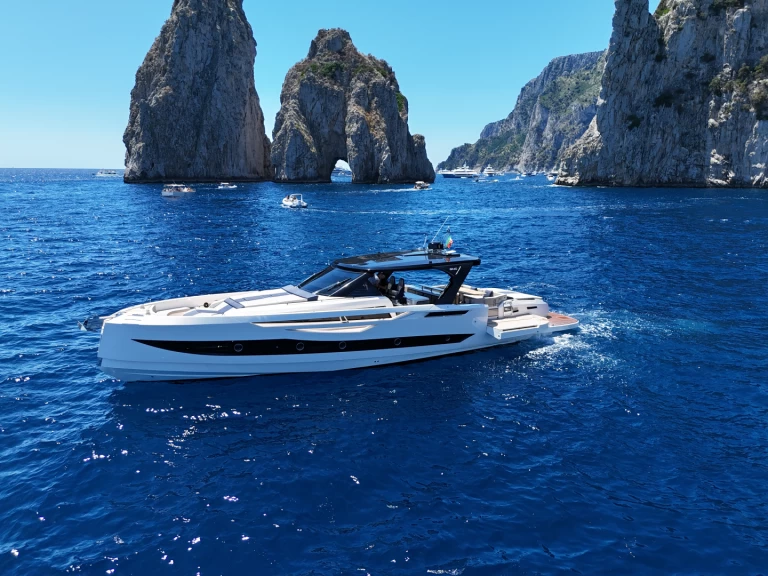Cayman 540WA te huur van particulier of professional in Sorrento
