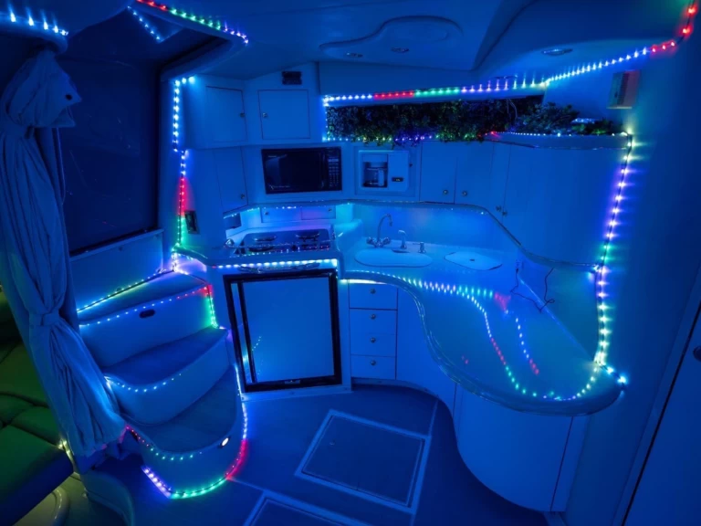 Huur een Sea Ray Sea Ray 400 Sundancer in Miami