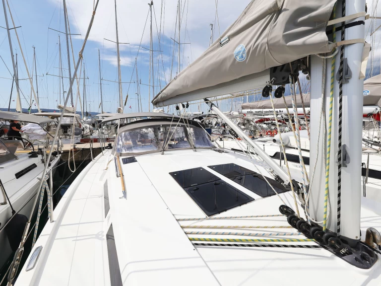 Bootverhuur Hanse Hanse 455 in Biograd na Moru via SamBoat