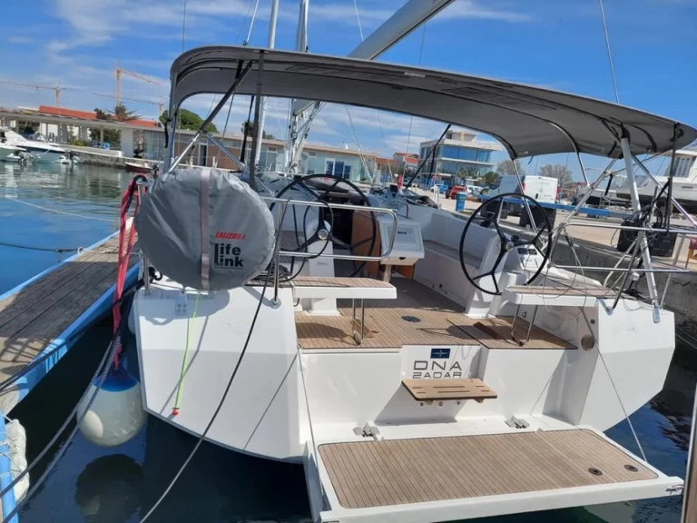 Jachthuur in Zadar - Bavaria Bavaria C42 via SamBoat