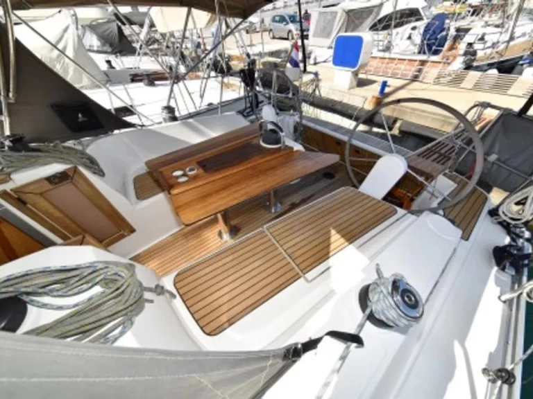 Verhuur Zeilboot Bavaria met vaarbewijs