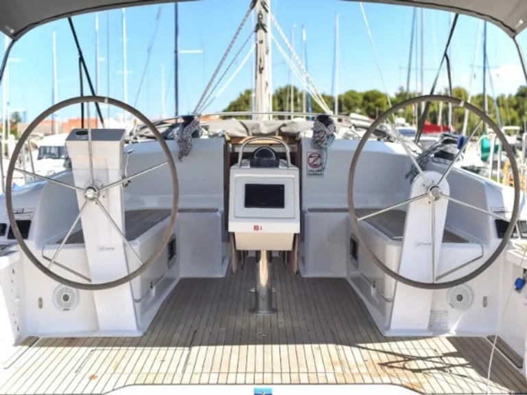 Verhuur Zeilboot in Zadar - Bavaria Cruiser 46