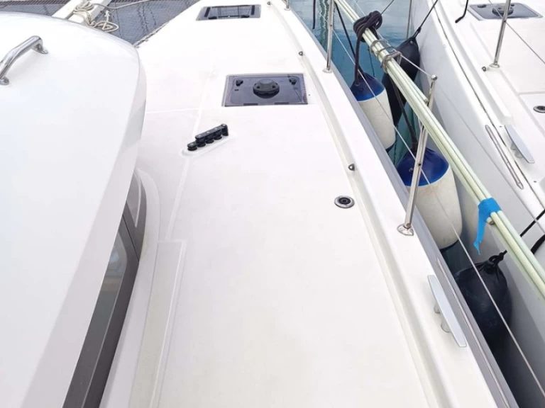 Huur een Excess Excess 11 in Gouviá