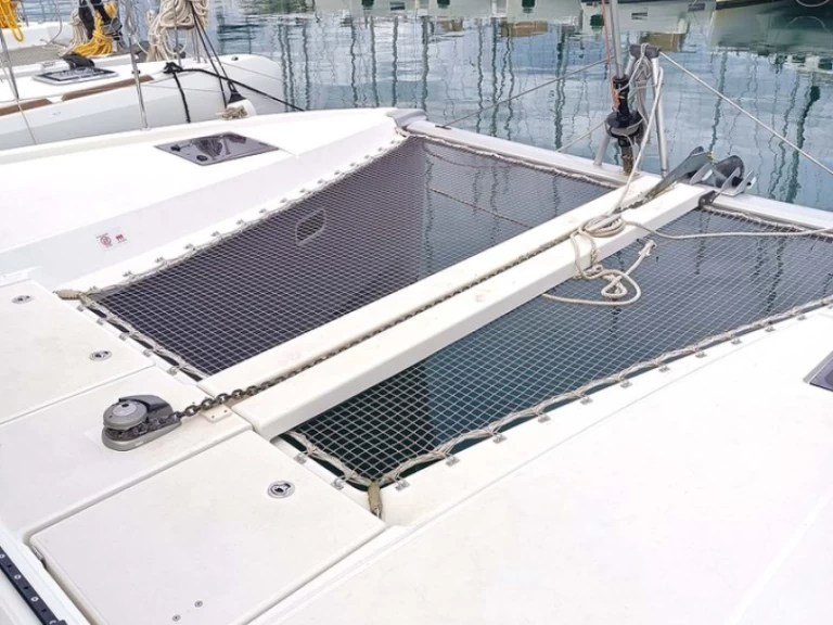 Bootverhuur Gouviá goedkoop Excess 11