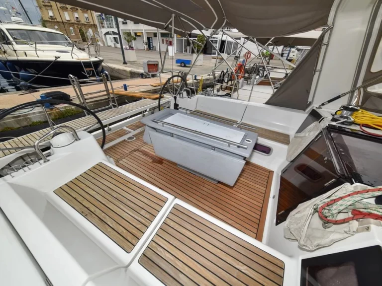 Huur Zeilboot met of zonder schipper Bénéteau in Zadar