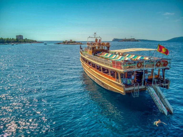 Bootverhuur Tivat goedkoop craft