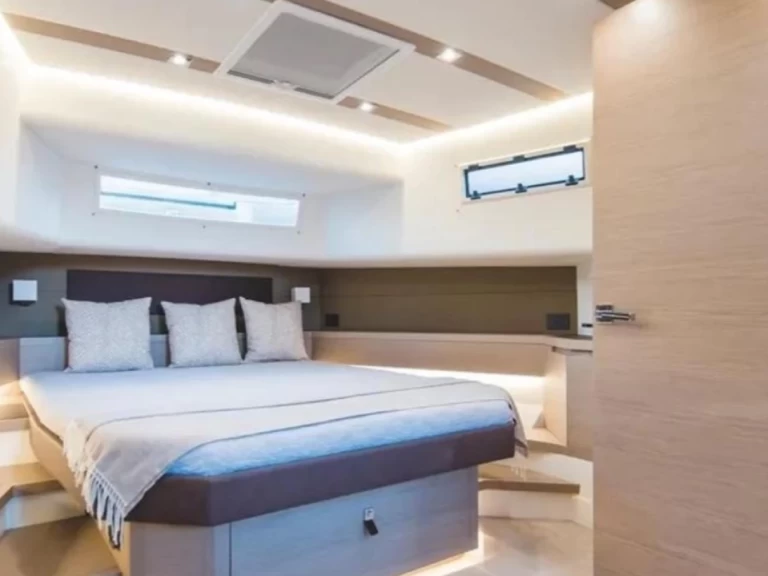 Bootverhuur Ibiza Town goedkoop Pardo 50