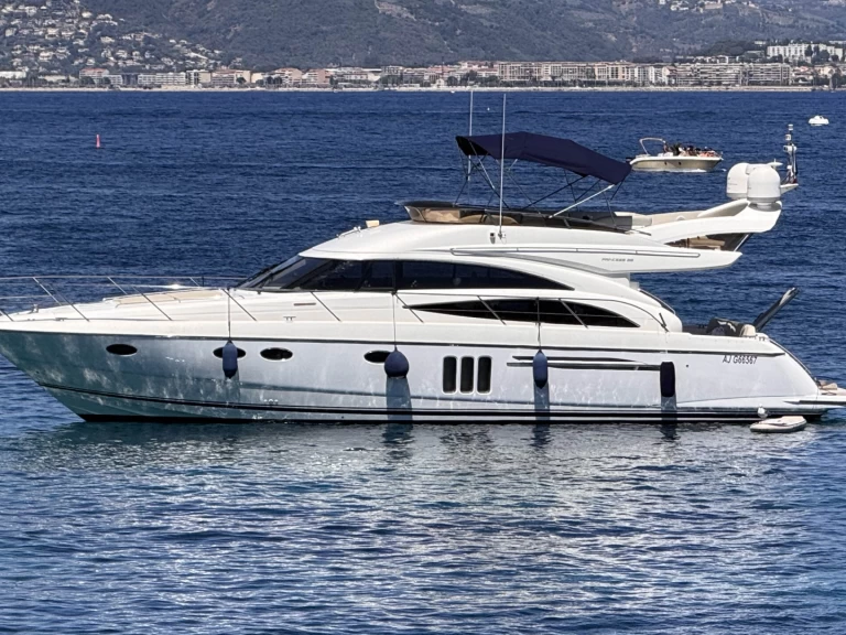 Verhuur Motorboot Princess, UK met vaarbewijs