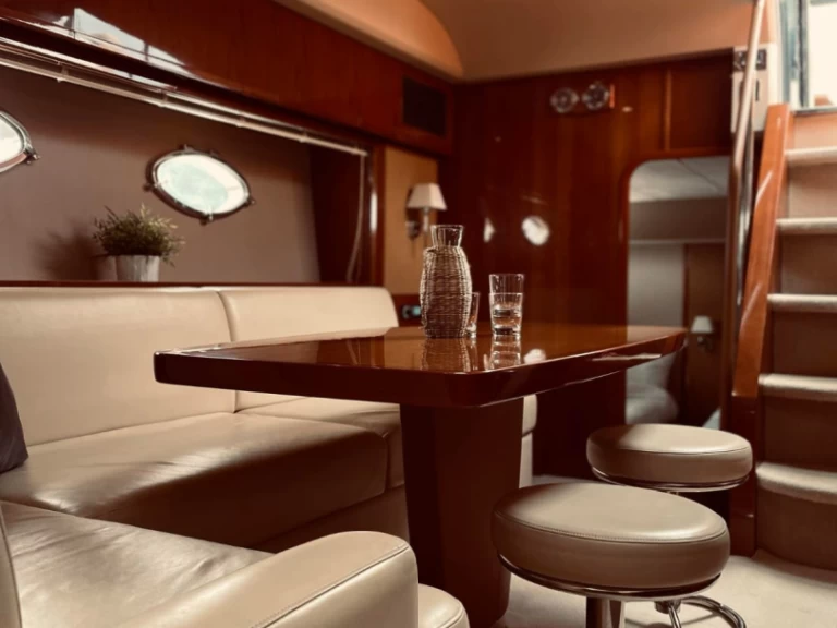 Verhuur Jacht in Makarska - Princess Princess V53