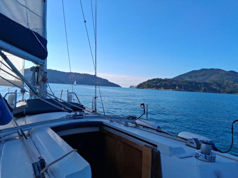 Bootverhuur Cantiere Del Pardo Grand Soleil 40 in La Spezia via SamBoat