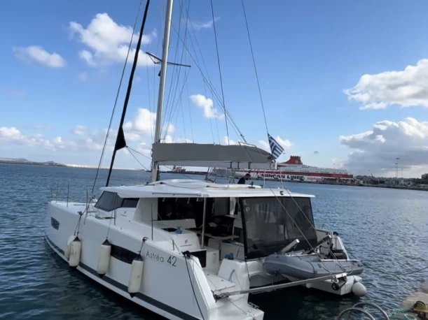 Catamaran te huur in Iraklion voor de beste prijs