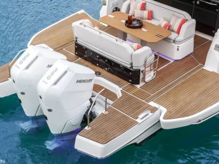 Bootverhuur Makarska goedkoop Gran Turismo 36