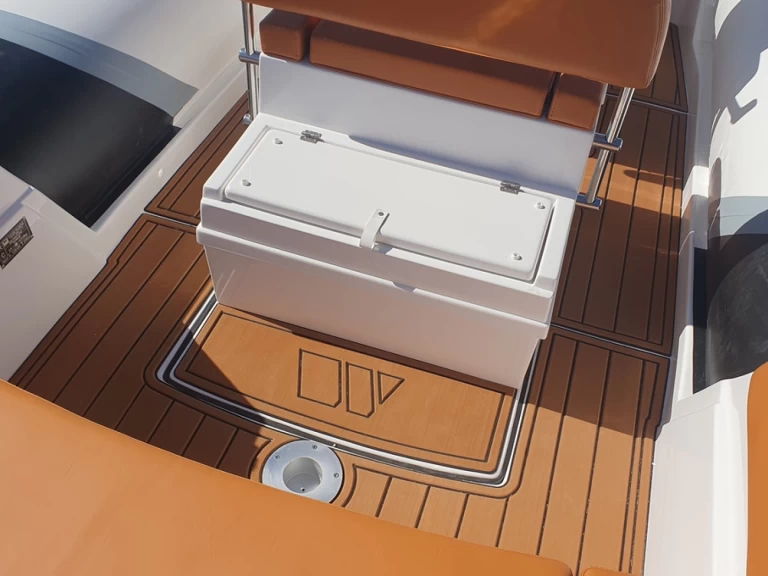 Tiger Tiger TL 650 te huur van particulier of professional in Bormes-les-Mimosas