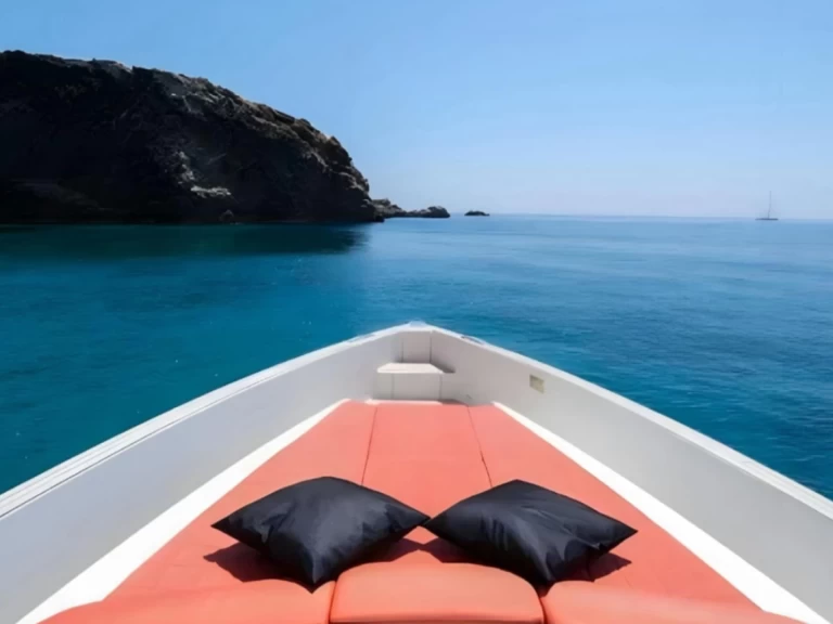 Motorboot te huur in Ibiza Town voor de beste prijs