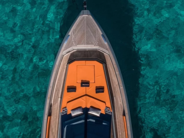 Bootverhuur Ibiza Town goedkoop EVO 43