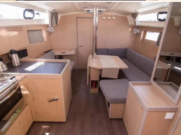 Verhuur Zeilboot in Gouviá - Bénéteau Oceanis 41.1