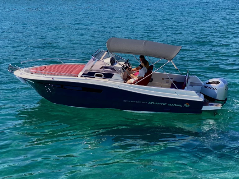 Motorboot te huur in Tribunj voor de beste prijs