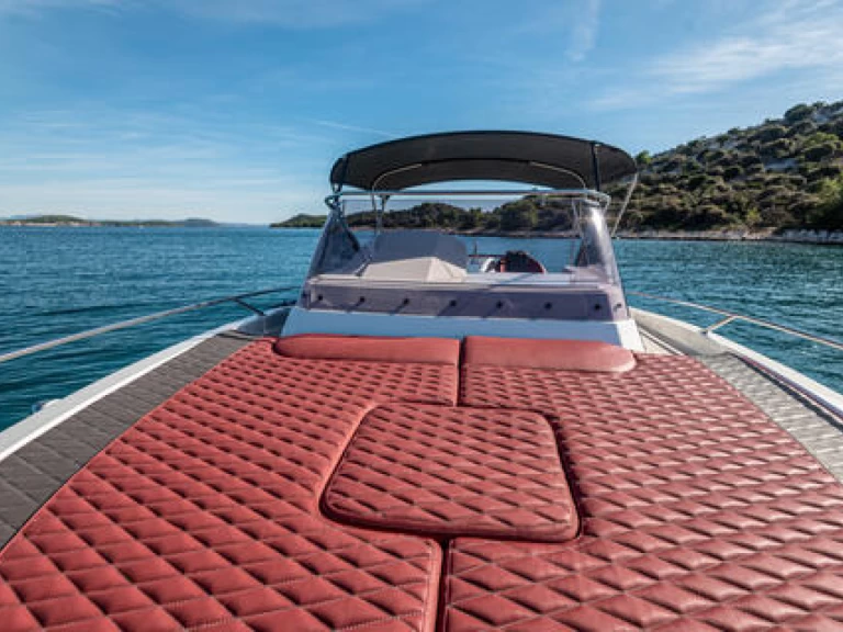 Jachthuur in Tribunj - Atlantic 730 Sun Cruiser via SamBoat