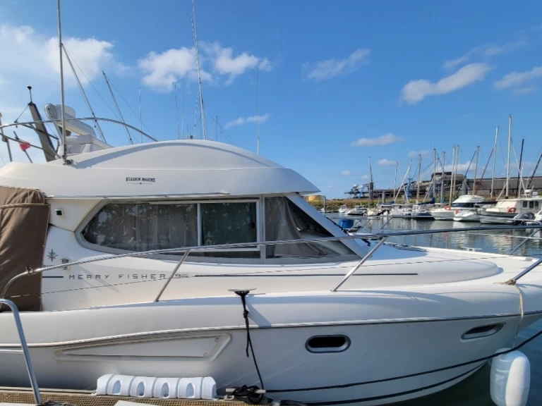 Bootverhuur Anglet goedkoop Merry Fisher 925 Fly