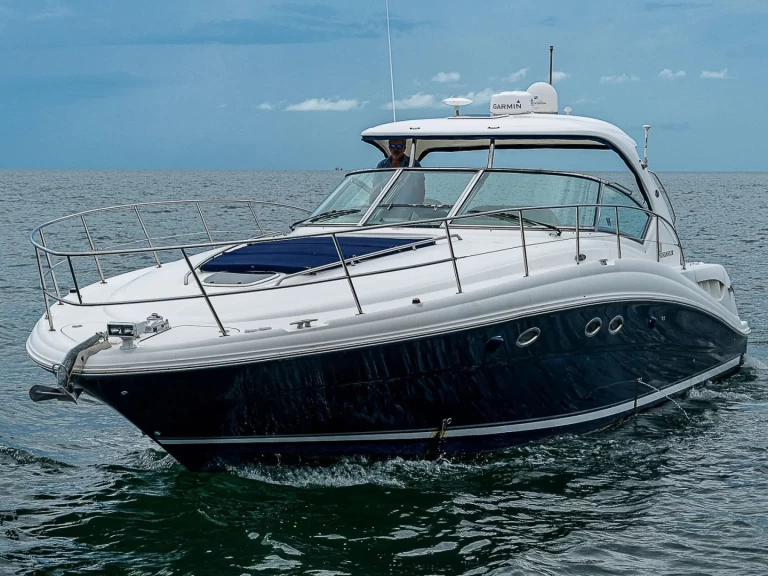 Bootverhuur Sea Ray SUNDANCER 420 in Key West via SamBoat