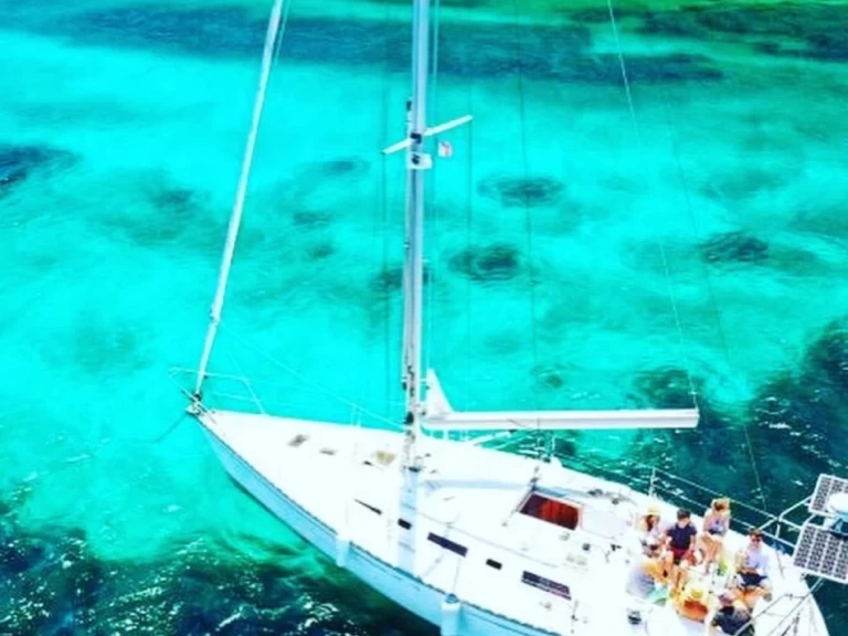 Huur een Jeanneau Sun Charm 39 in Antibes