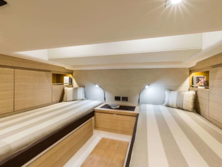 Bootverhuur Planazo 43 in Ibiza Town via SamBoat