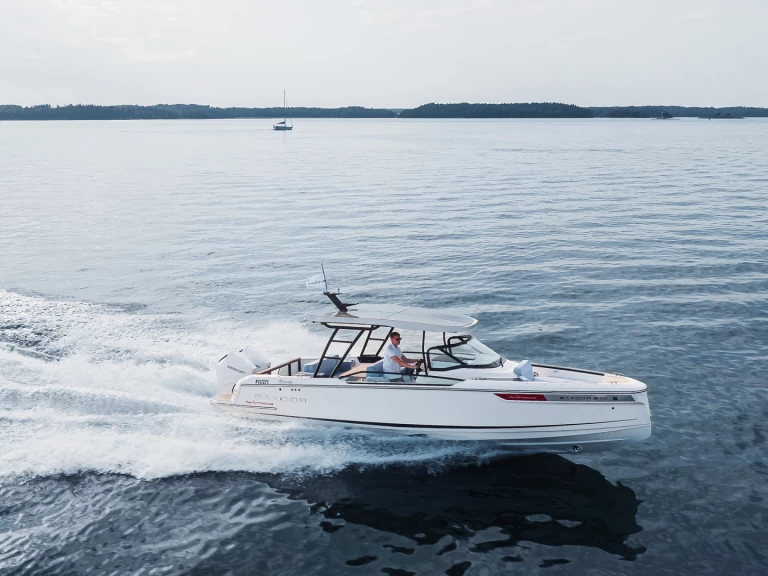 Motorboot te huur in Anávyssos voor de beste prijs