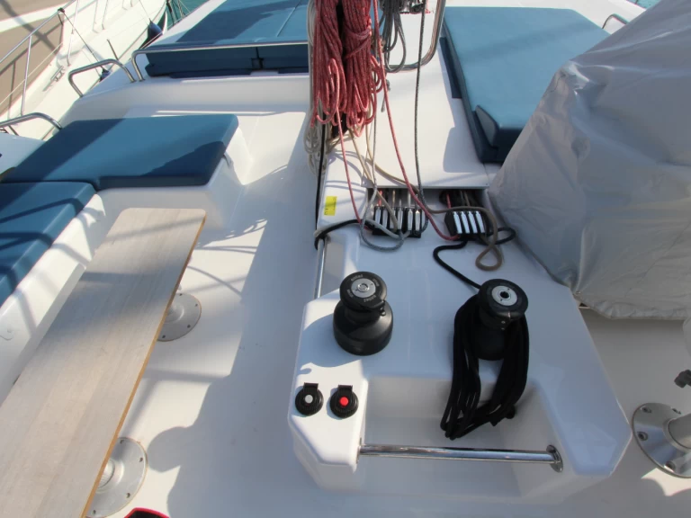 Bootverhuur Olbia goedkoop Dufour Catamarans 48 Sail
