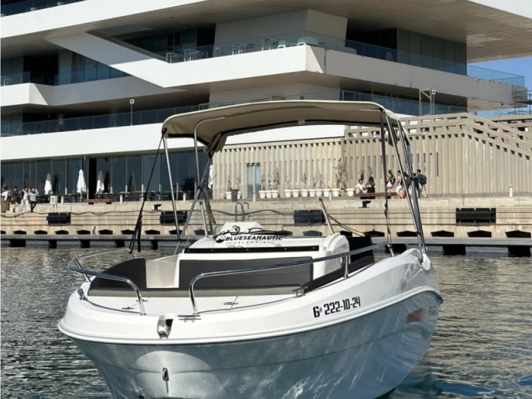 Huur Motorboot met of zonder schipper Remus in Valencia