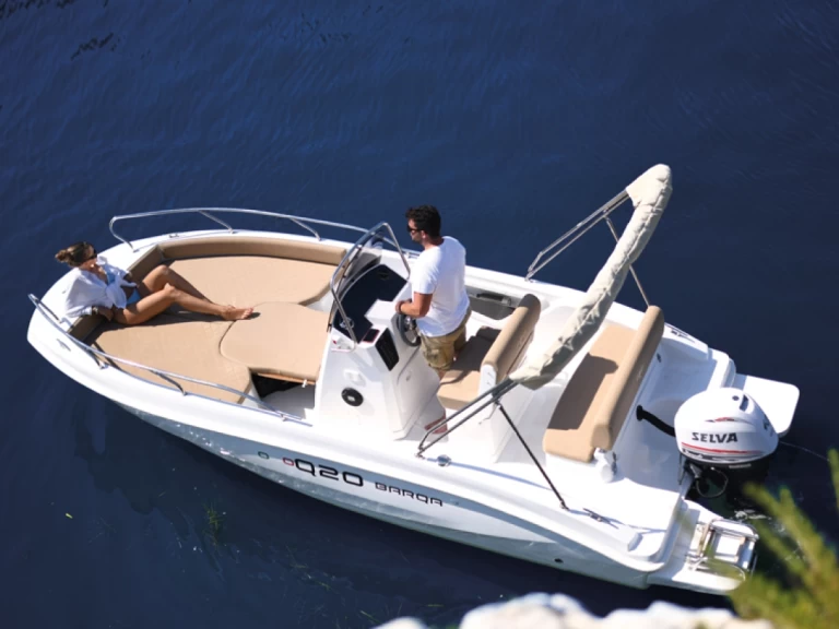 Bootverhuur Valencia goedkoop Q20