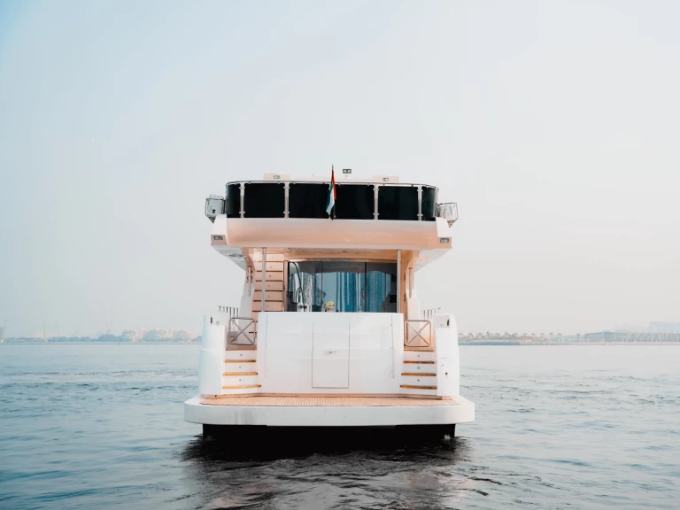 Bootverhuur Sunseeker ICON in Dubaï harbour via SamBoat