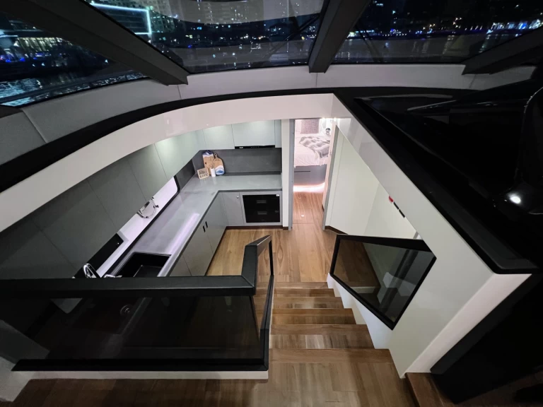 Huur Jacht met of zonder schipper Azimut in Dubaï harbour