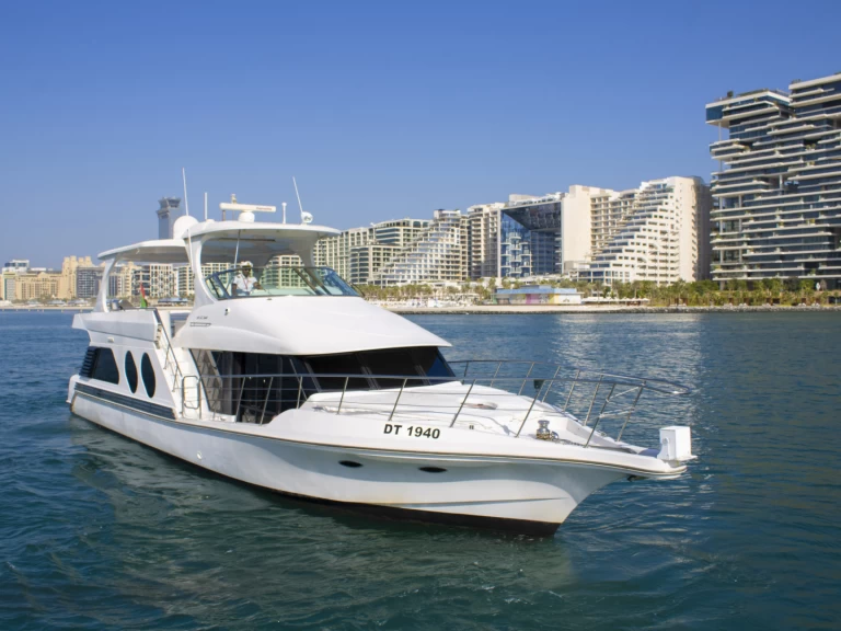 Azimut X23 te huur van particulier of professional in Dubaï harbour