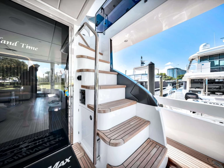 Huur een Azimut 78 Fly in Miami