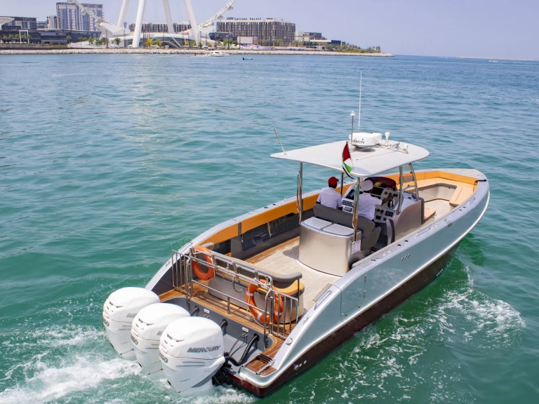 Huur Motorboot met of zonder schipper Sea Ray in Dubaï harbour