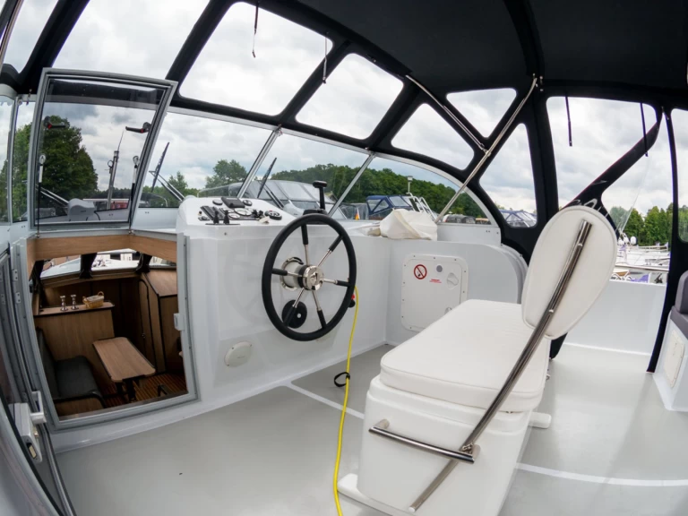 Bootverhuur Gruno Gruno Classic 41 in Waren (Müritz) via SamBoat