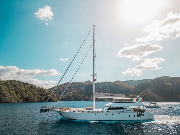 Bootverhuur Custom Belgin Sultan in Fethiye via SamBoat