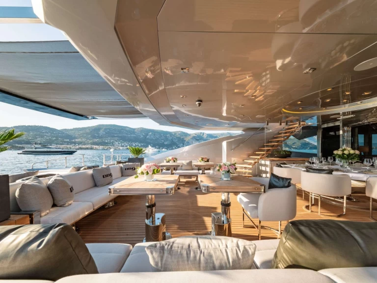 Jachthuur in San Remo - Palmer Johnson DB9 via SamBoat