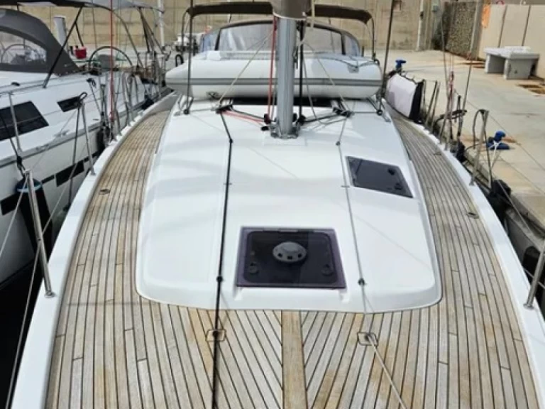 Zeilboot te huur in San Vincenzo voor de beste prijs