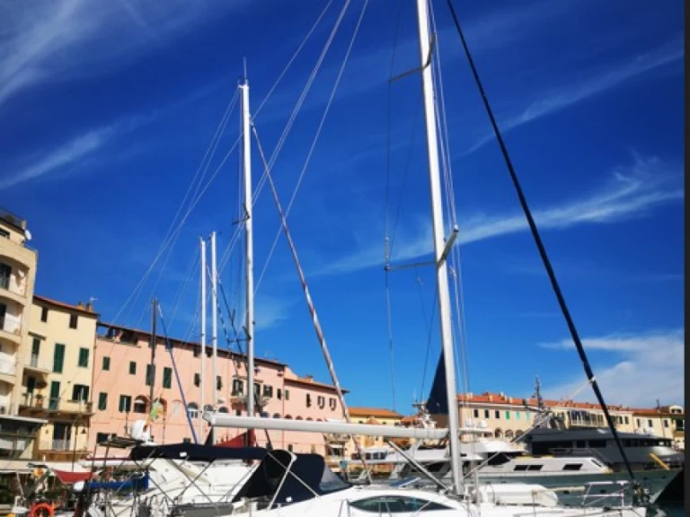 Zeilboot te huur in San Vincenzo voor de beste prijs