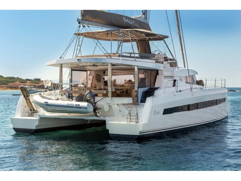 Verhuur Catamaran Bali met vaarbewijs