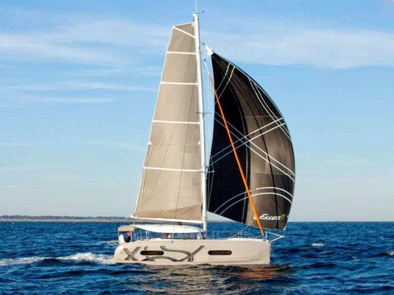 Huur een EXCESS 11 GWALARN EXCESS 11 GWALARN in La Trinité-sur-Mer