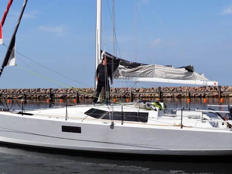 Bootverhuur Pogo Structures Pogo 36 in La Trinité-sur-Mer via SamBoat