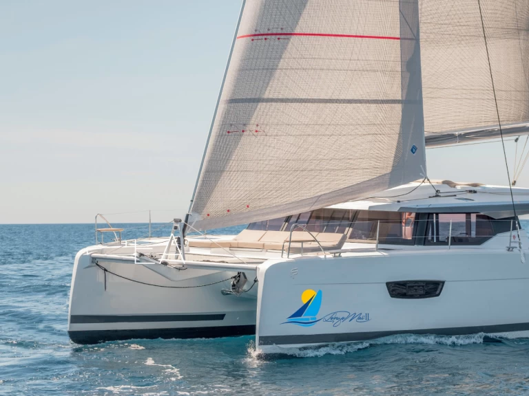 Catamaran te huur in Sète voor de beste prijs