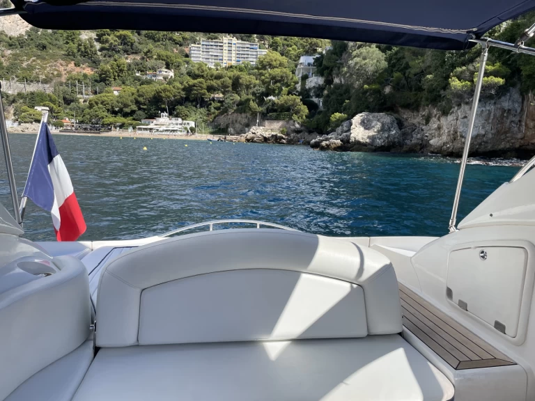 Verhuur Motorboot Sunseeker met vaarbewijs