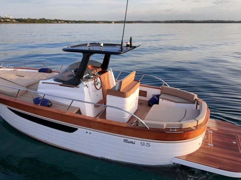 Huur Motorboot met of zonder schipper Mimi in Sorrento