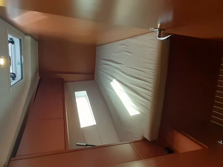 Bootverhuur Bavaria Bavaria C45 in Cugnana Verde via SamBoat