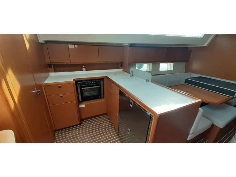 Verhuur Zeilboot Bavaria met vaarbewijs