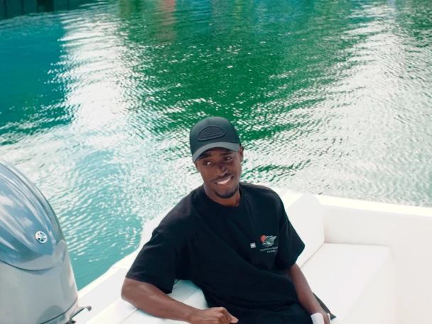 Verhuur Motorboot in Le Gosier - Forboat Forbin 23